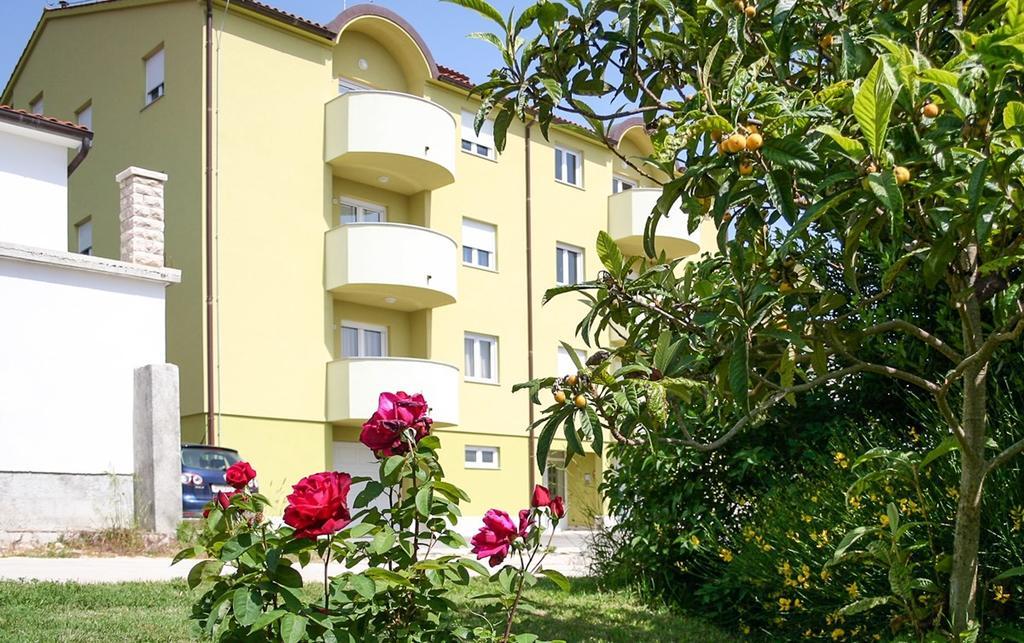 Apartments Verde Premantura Luaran gambar